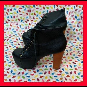 Black leather boots 5.” Hills size 8.5